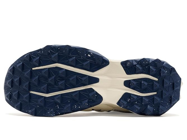 New Balance Tektrel