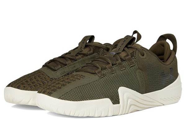 Under Armour TriBase Reign 6