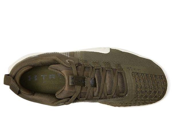 Under Armour TriBase Reign 6