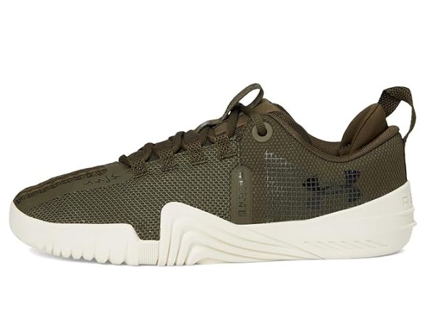 Under Armour TriBase Reign 6
