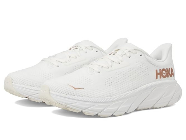 Hoka Arahi 7