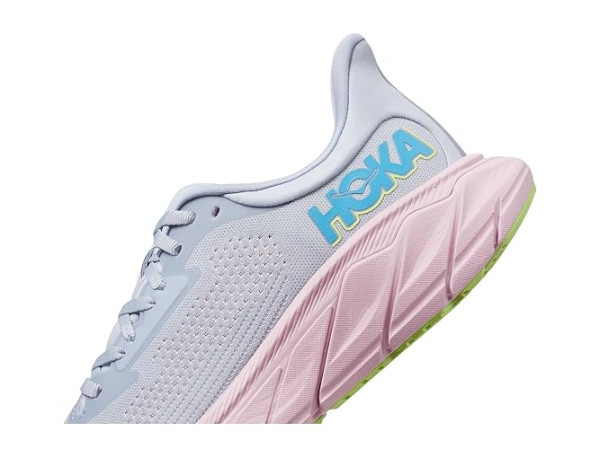 Hoka Arahi 7