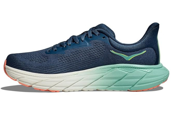 Hoka Arahi 7