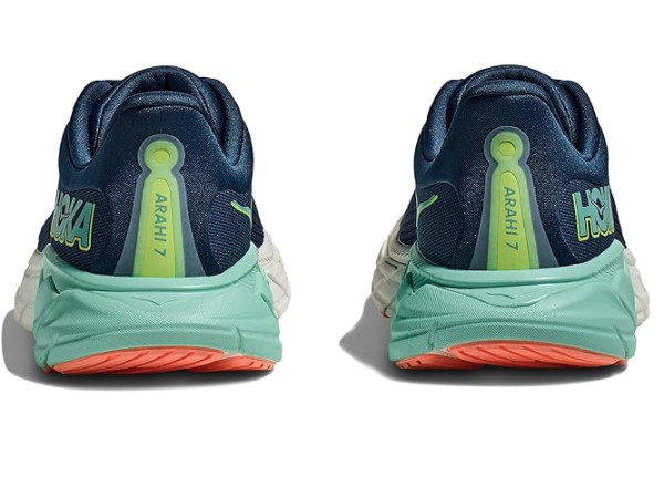 Hoka Arahi 7