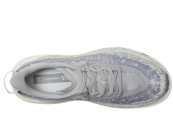 Hoka Speedgoat 6