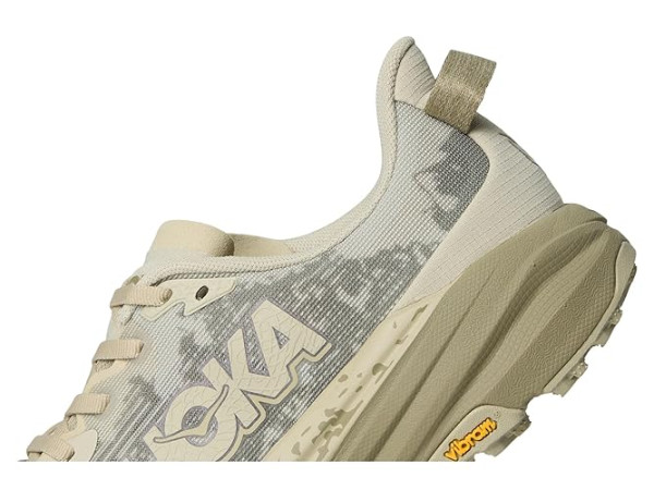 Hoka Speedgoat 6