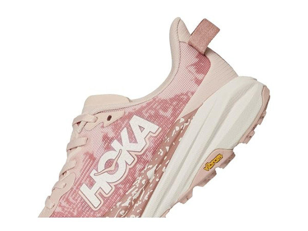 Hoka Speedgoat 6
