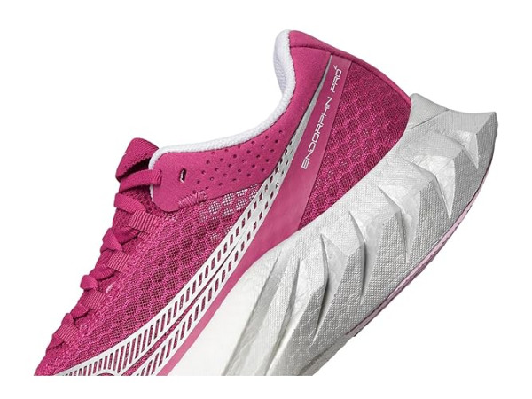 Saucony Endorphin Pro 4 Saucony Endorphin Pro 4