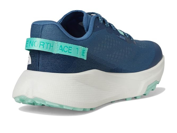 The North Face Altamesa 300 The North Face Altamesa 300