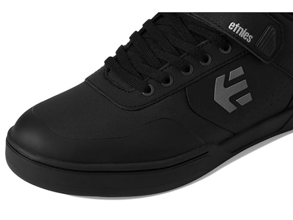 etnies Camber Mid Michelin etnies Camber Mid Michelin