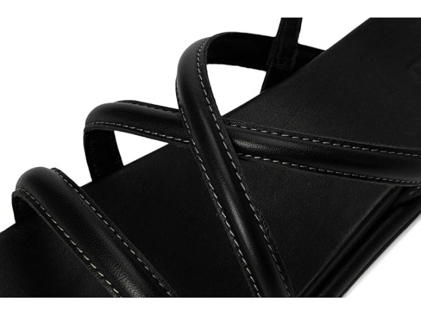 OluKai Tiare Strappy OluKai Tiare Strappy