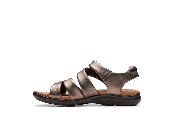 Clarks Kitly Ave