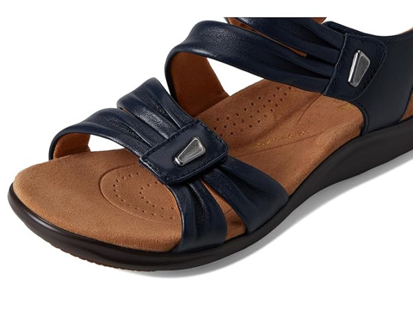 Clarks Kitly Ave