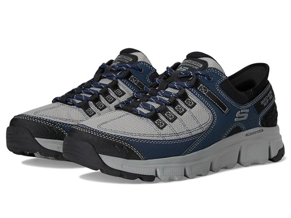 SKECHERS Summits AT Hands Free Slip-In