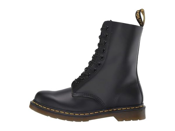 Dr. Martens 1490 Dr. Martens 1490