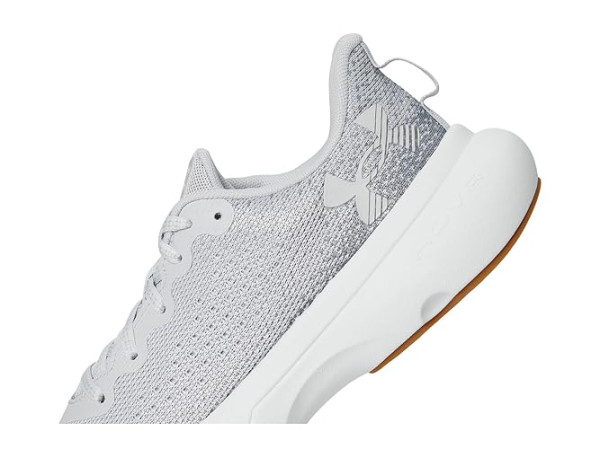 Under Armour Infinite
