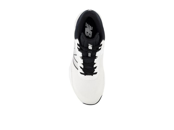 New Balance 696v6 Tennis Shoes New Balance 696v6 Tennis Shoes