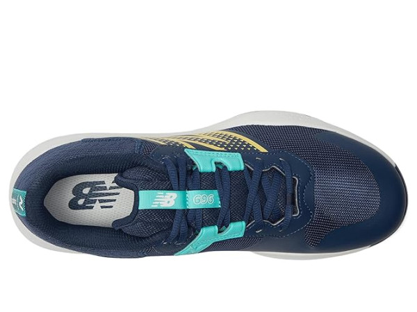 New Balance 696v6 Tennis Shoes