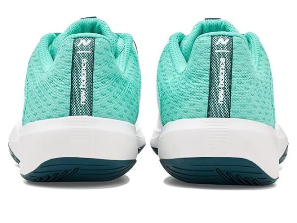 New Balance 696v6 Tennis Shoes