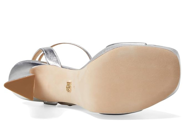 Badgley Mischka Caia