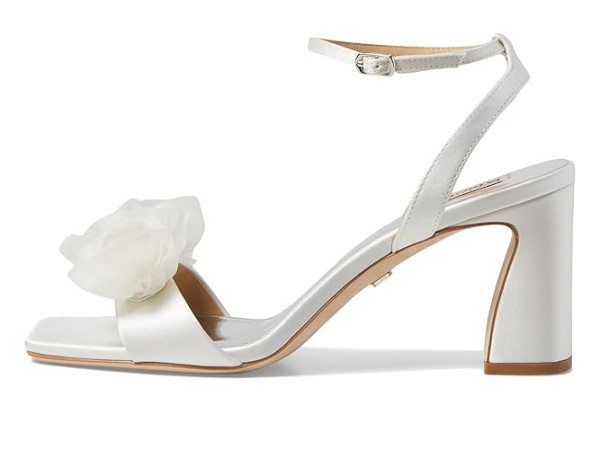 Badgley Mischka Carli Badgley Mischka Carli