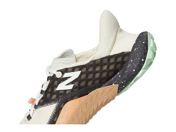 New Balance Minimus Trail