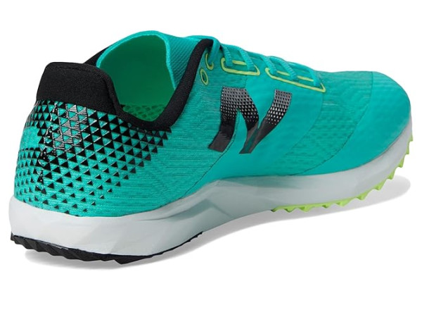 New Balance FuelCell XC7 v5 New Balance FuelCell XC7 v5