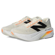 New Balance FuelCell SuperComp Trainer v3