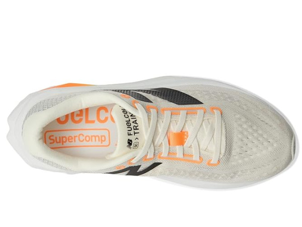 New Balance FuelCell SuperComp Trainer v3