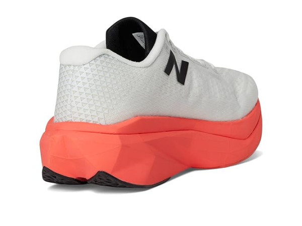 New Balance FuelCell SuperComp Trainer v3