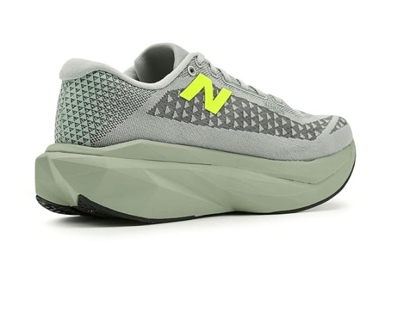 New Balance FuelCell SuperComp Trainer v3