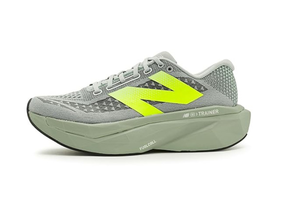 New Balance FuelCell SuperComp Trainer v3