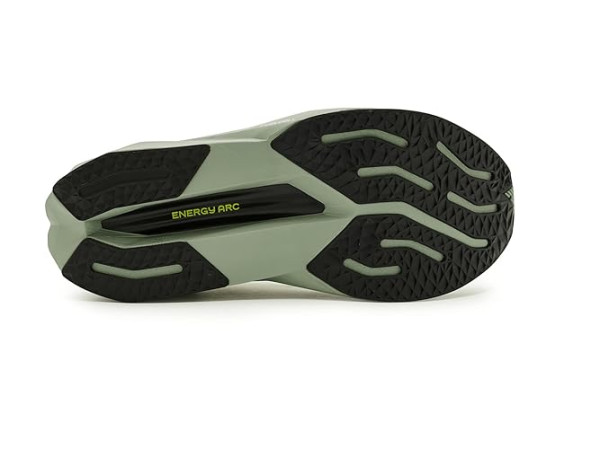 New Balance FuelCell SuperComp Trainer v3