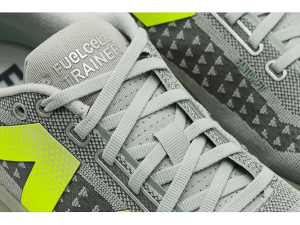 New Balance FuelCell SuperComp Trainer v3