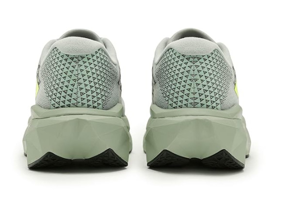 New Balance FuelCell SuperComp Trainer v3