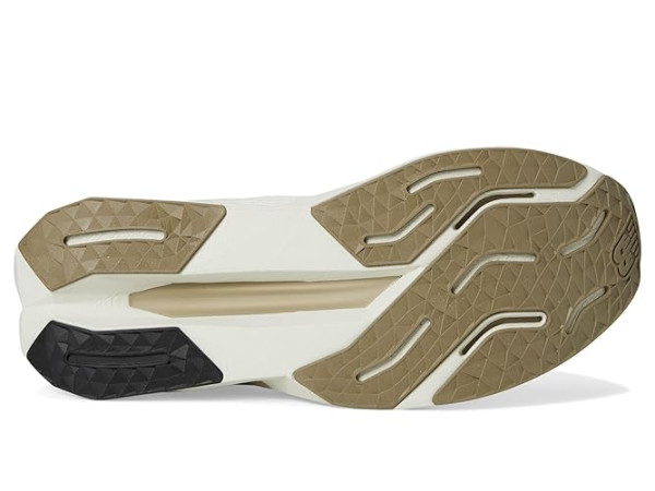New Balance FuelCell Propel v5