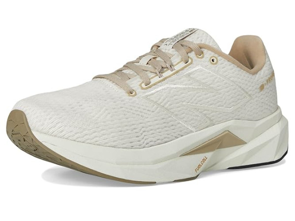 New Balance FuelCell Propel v5