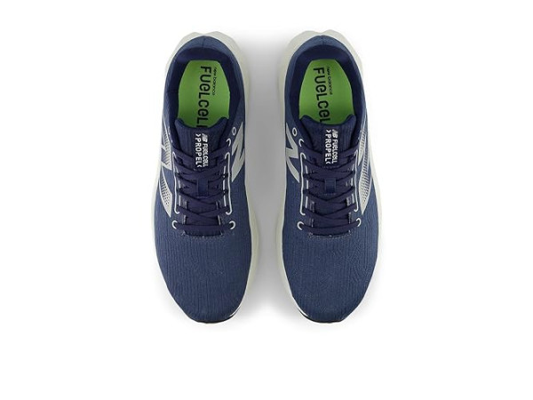 New Balance FuelCell Propel v5