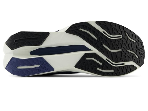 New Balance FuelCell Propel v5
