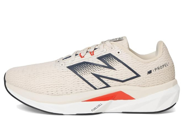 New Balance FuelCell Propel v5