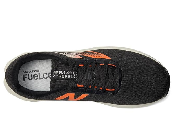 New Balance FuelCell Propel v5