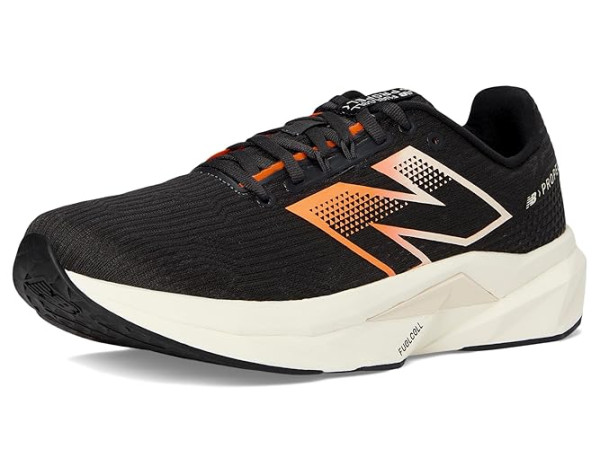 New Balance FuelCell Propel v5