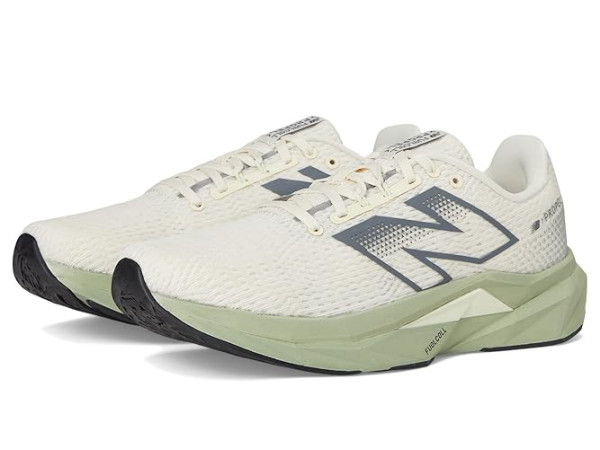 New Balance FuelCell Propel v5