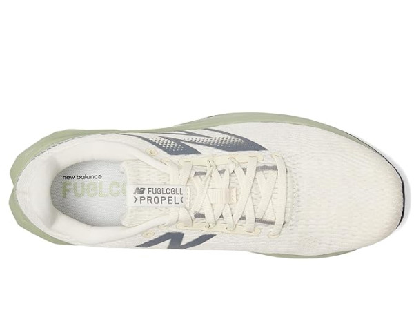 New Balance FuelCell Propel v5