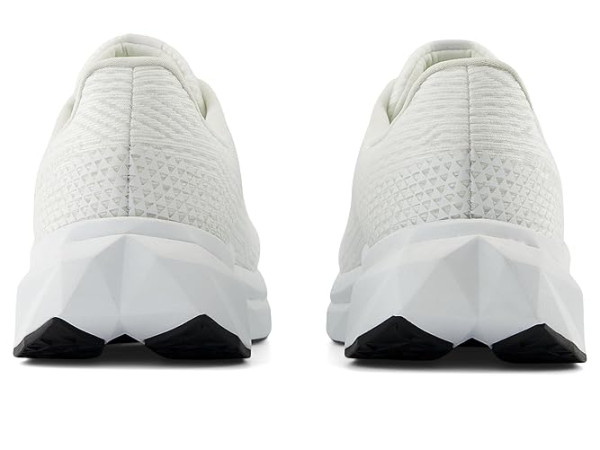 New Balance FuelCell Propel v5 New Balance FuelCell Propel v5