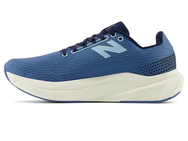 New Balance FuelCell Propel v5
