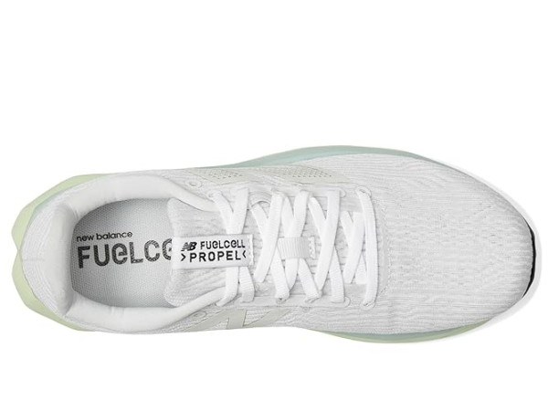 New Balance FuelCell Propel v5 New Balance FuelCell Propel v5