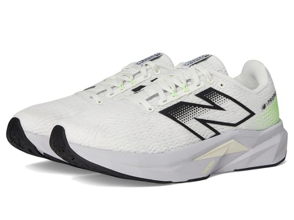 New Balance FuelCell Propel v5 New Balance FuelCell Propel v5