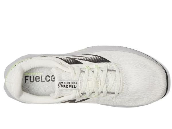 New Balance FuelCell Propel v5 New Balance FuelCell Propel v5