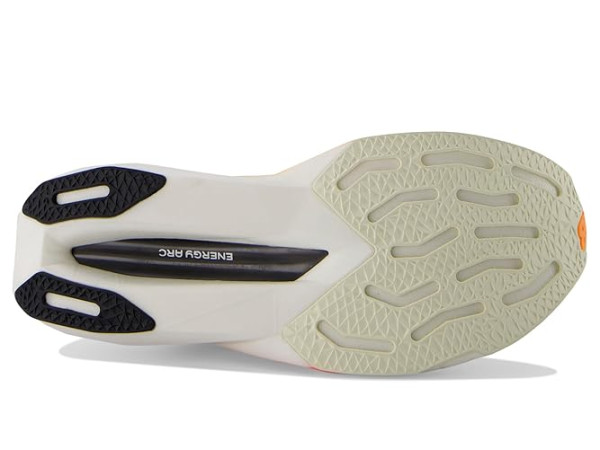 New Balance FuelCell SuperComp Pacer v2